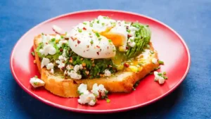 Healthy breakfast ideas 1 : Classic Avocado Toast with Poached Eggs